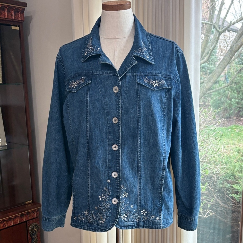Alfred Dunner Blue Denim embellished Jacket collard embroidered / pockets 14